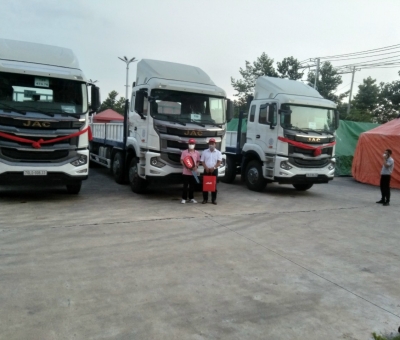 Giao xe cho khách 3 chiếc Jac 4 chân tại Tây Ninh