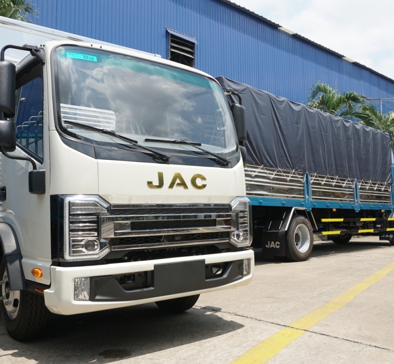 JAC N200S E5 THÙNG BẠT