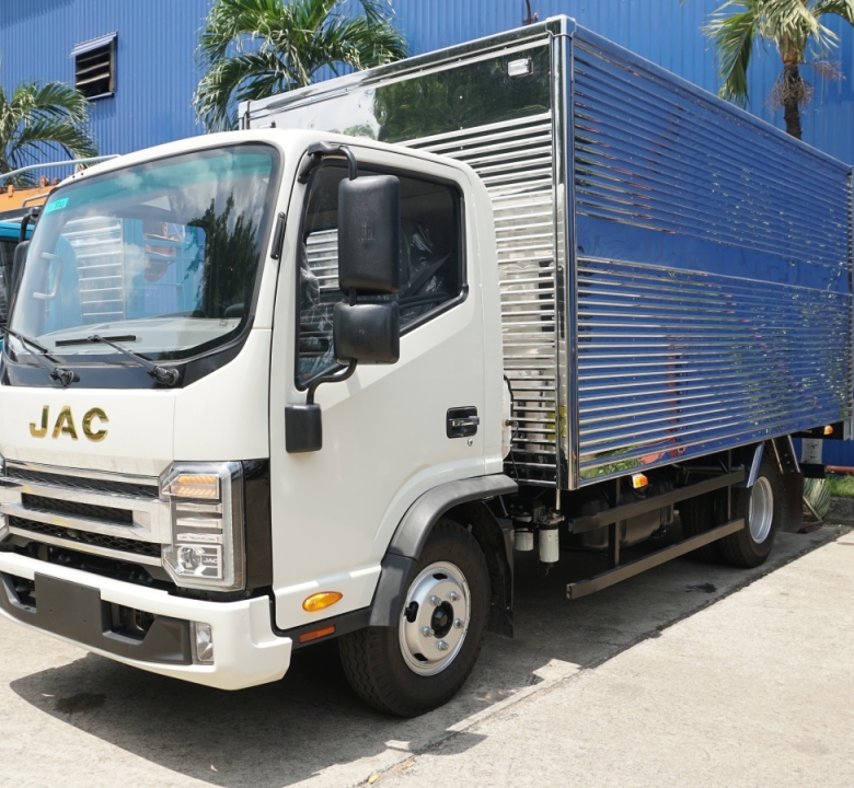 JAC N200S E5 THÙNG KÍN
