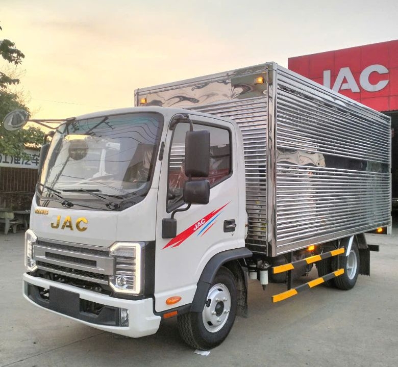 JAC N200S E5 THÙNG KÍN