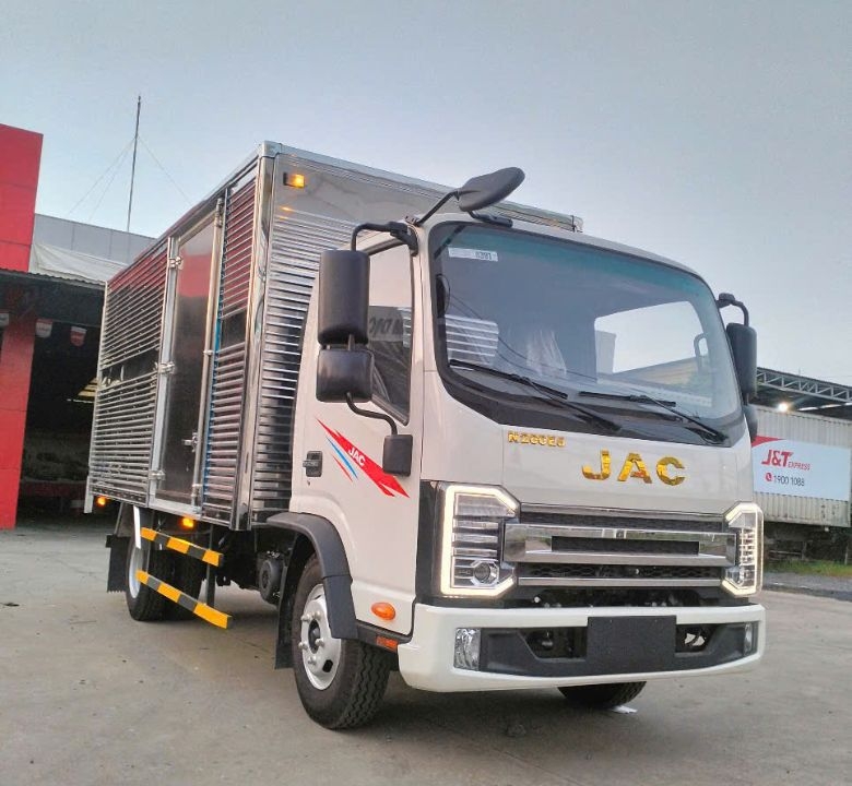JAC N200S E5 THÙNG KÍN
